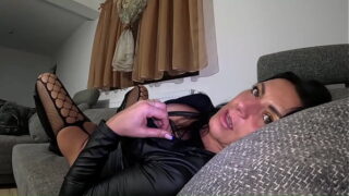 Smoking Submissive MILF – Masturbation, Dirty Talk & Leather Fetish 304